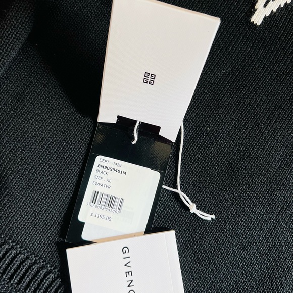 Givenchy Men's Cotton Logo Crew Sweater - Picture 7 of 10